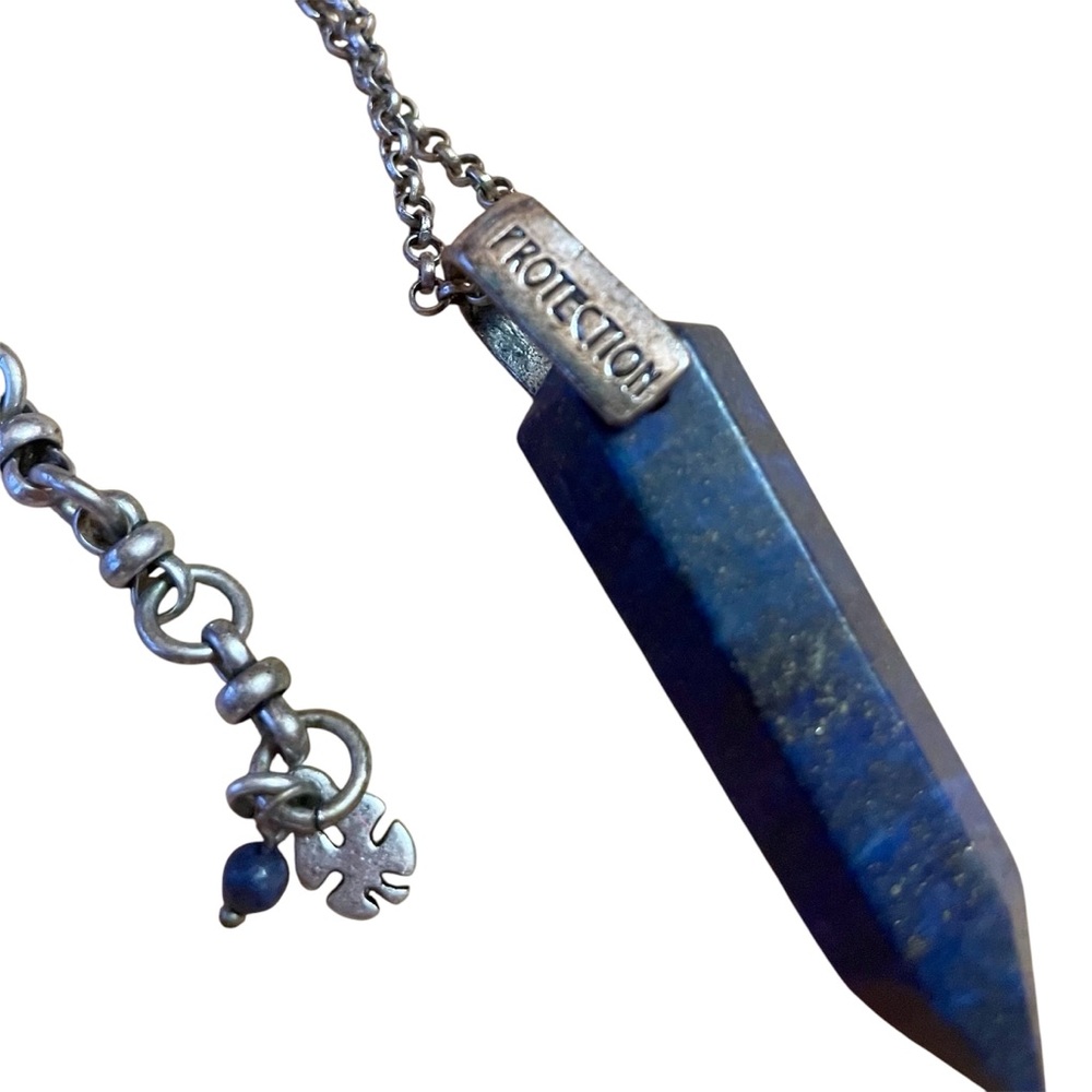 Beautiful Blue Lapis Stone w/ "Protection" charm necklace silver tone 28" chain